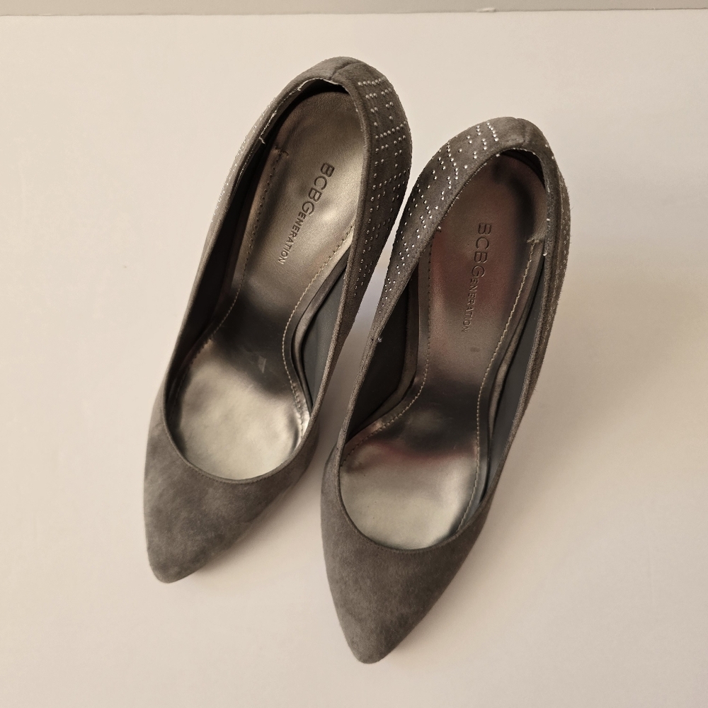 BCBGeneration Women’s Gray Suede Pumps Pensil Heels - Picture 5 of 13